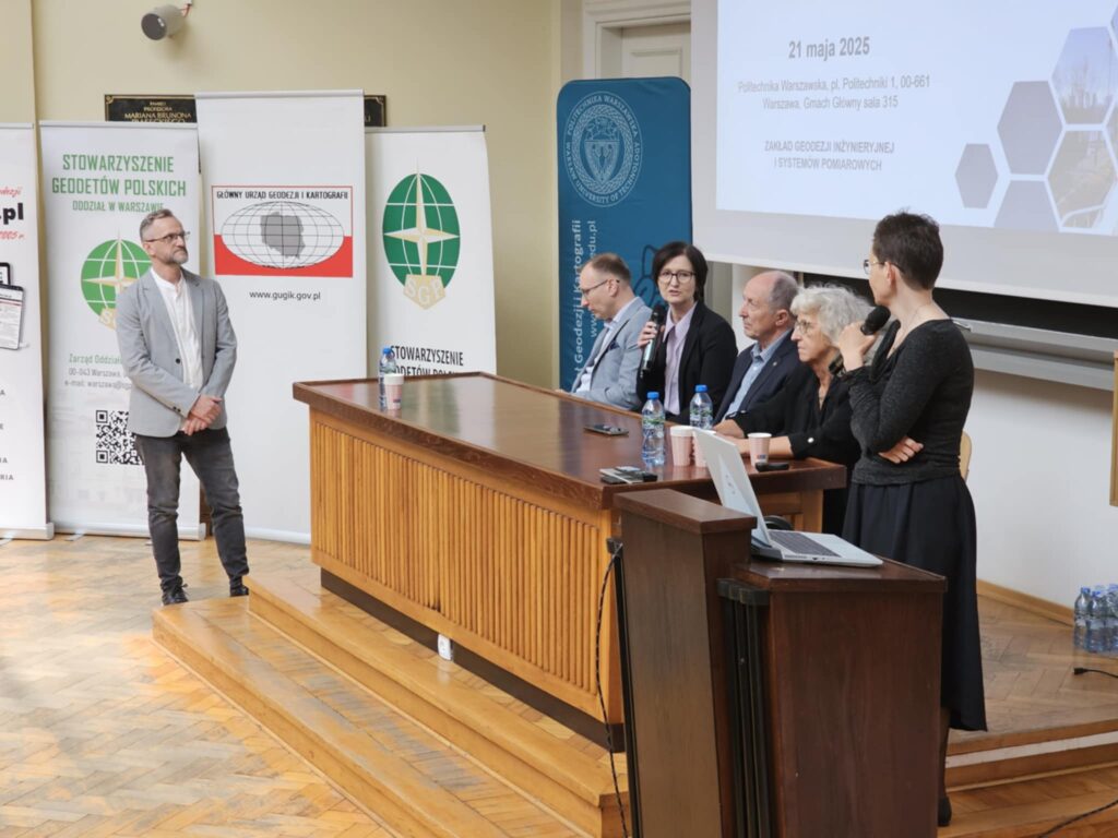 Zdjęcie z seminarium naukowo-technicznego pt. "Geodezja Inżynieryjna w Procesie Realizacji Inwestycji Budowlanej" z 21.05.2025 r.