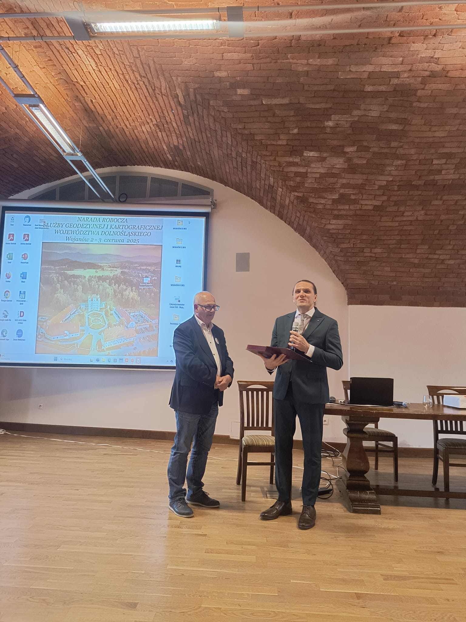 Zastępca Dyrektora Departamentu Informacji o Nieruchomościach GUGiK Szymon Szczerba uczestniczył w Naradzie Roboczej Służby Geodezyjnej i Kartograficznej województwa dolnośląskiego