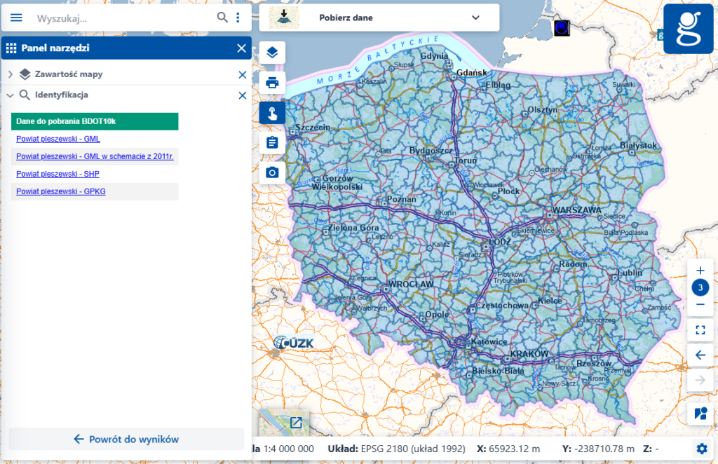 Ilustracja przedstawia sposób pobrania danych w serwisie https://mapy.geoportal.gov.pl/imapnext/imap w usłudze Baza Danych Obiektów Topograficznych.
