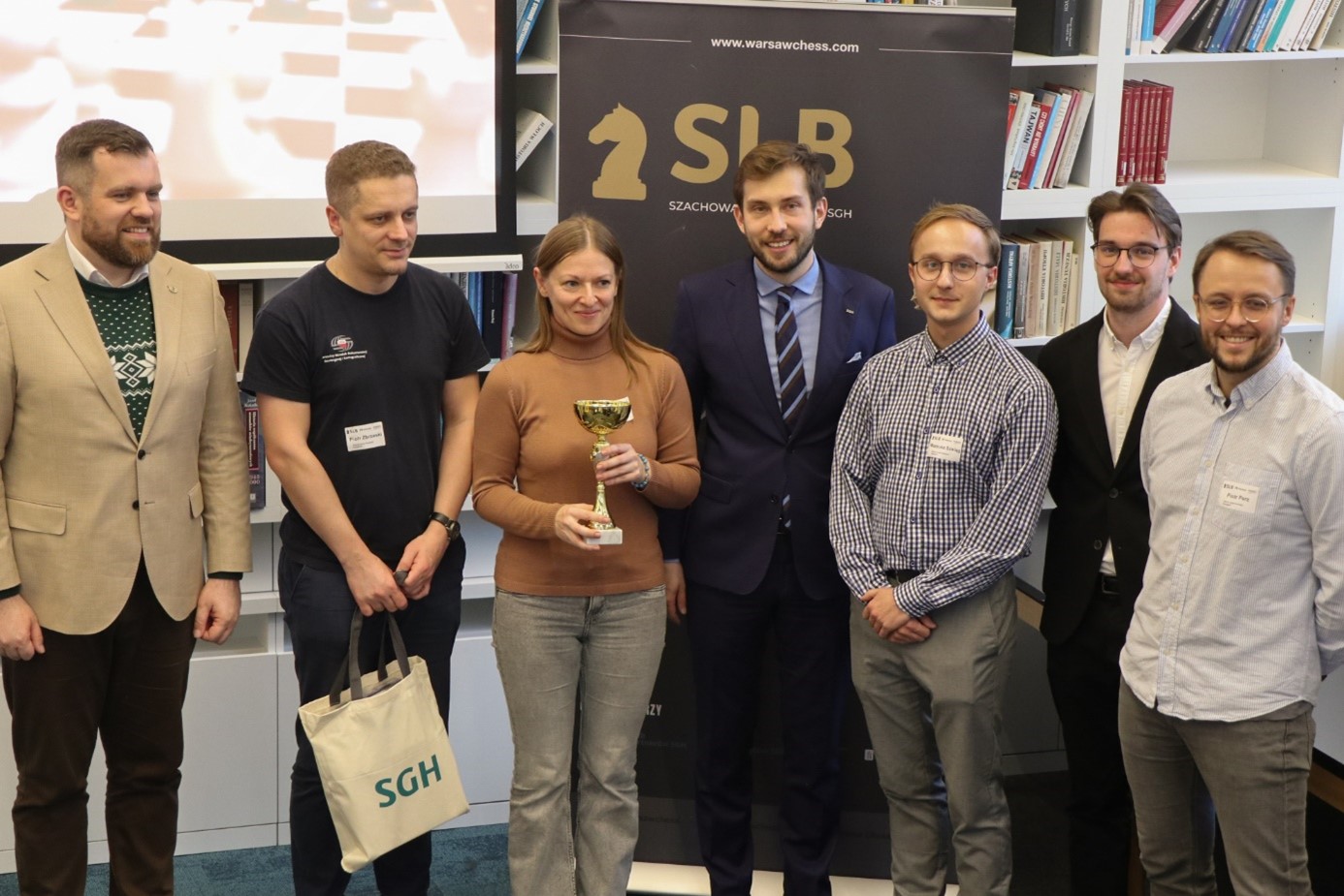 Sukces zespołu GUGiK w Szachowej Lidze Biznesu SGH