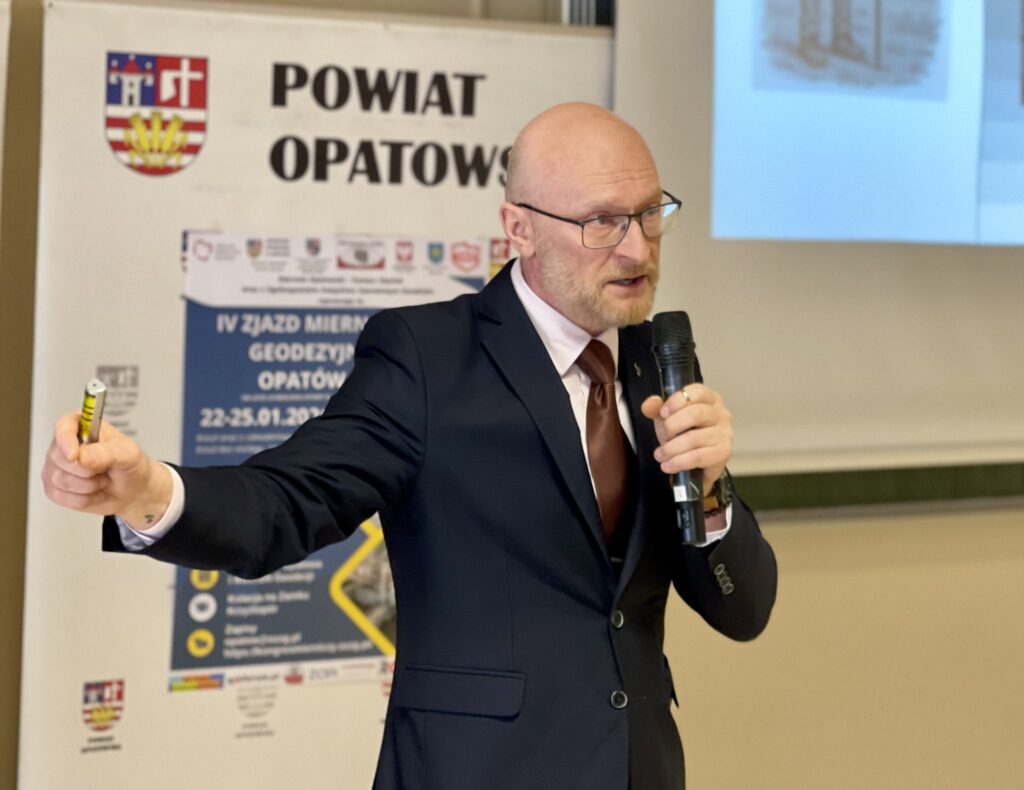 1. Główny Geodeta Kraju Andrzej Żylis na IV Zjeździe Mierniczych Geodezyjnych w Opatowie