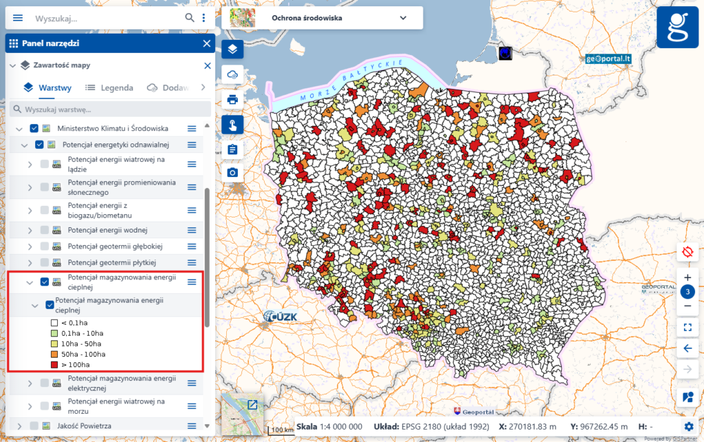 Zrzut ekranu z serwisu www.geoportal.gov.pl, prezentujący nową usługę „Potencjał magazynowania energii cieplnej”.