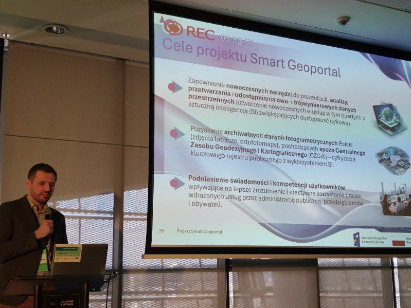 Prezentacja wyzwań związanych z realizacją projektu Smart Geoportal
