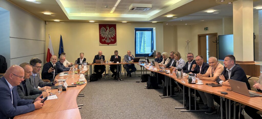 Członkowie PRGiK podczas posiedzenia