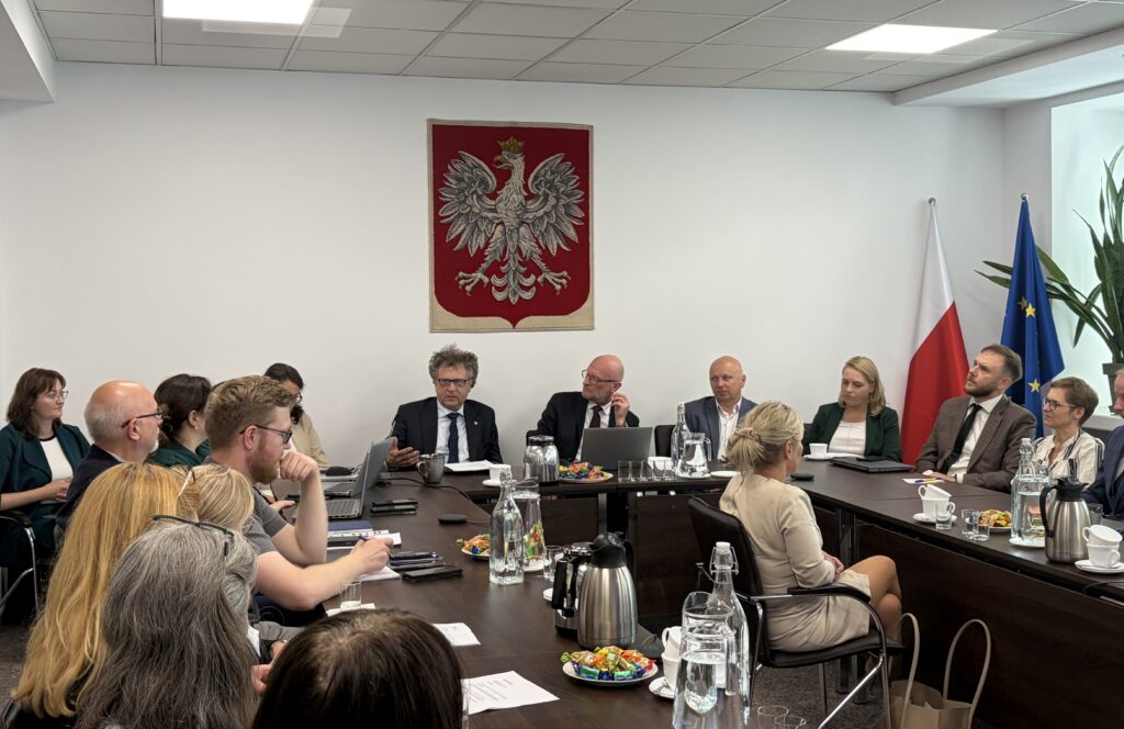 członkowie Rady Infrastruktury Informacji Przestrzennej podczas posiedzenia 08.07.2026 r.