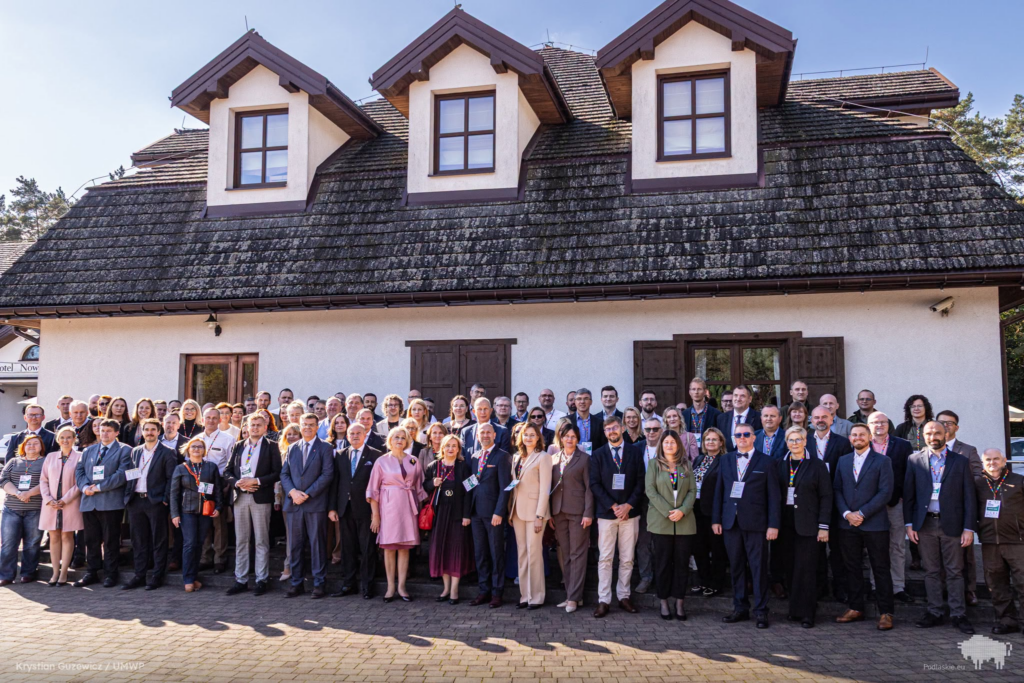 zdjęcie uczestników XIX Podlaskiego Forum GIS