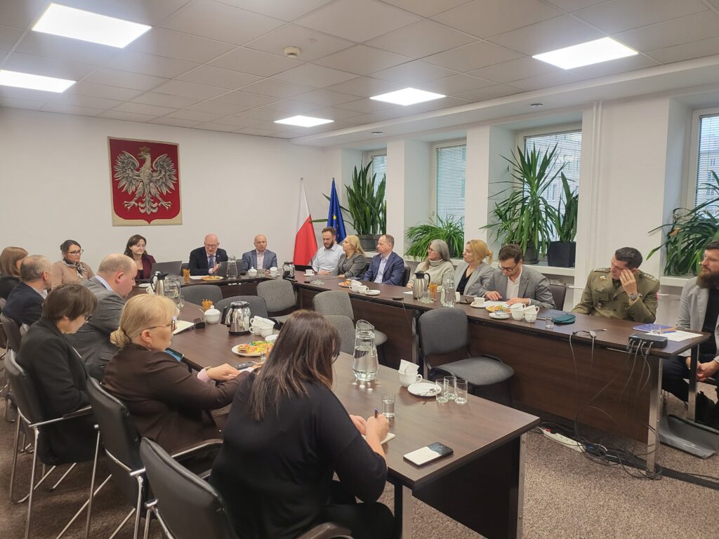 członkowie Rady Infrastruktury Informacji Przestrzennej podczas posiedzenia 14.10.2026 r.
