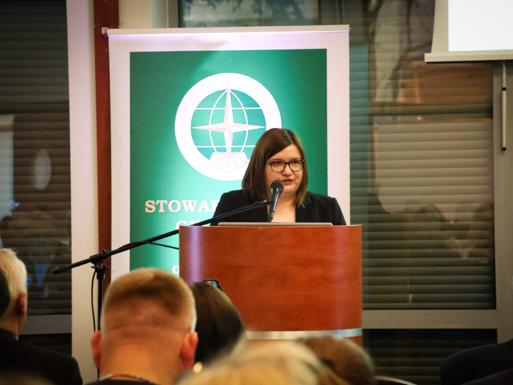 Sylwia Krawczyk z GUGiK na XX Konferencji Technicznej w Legnicy